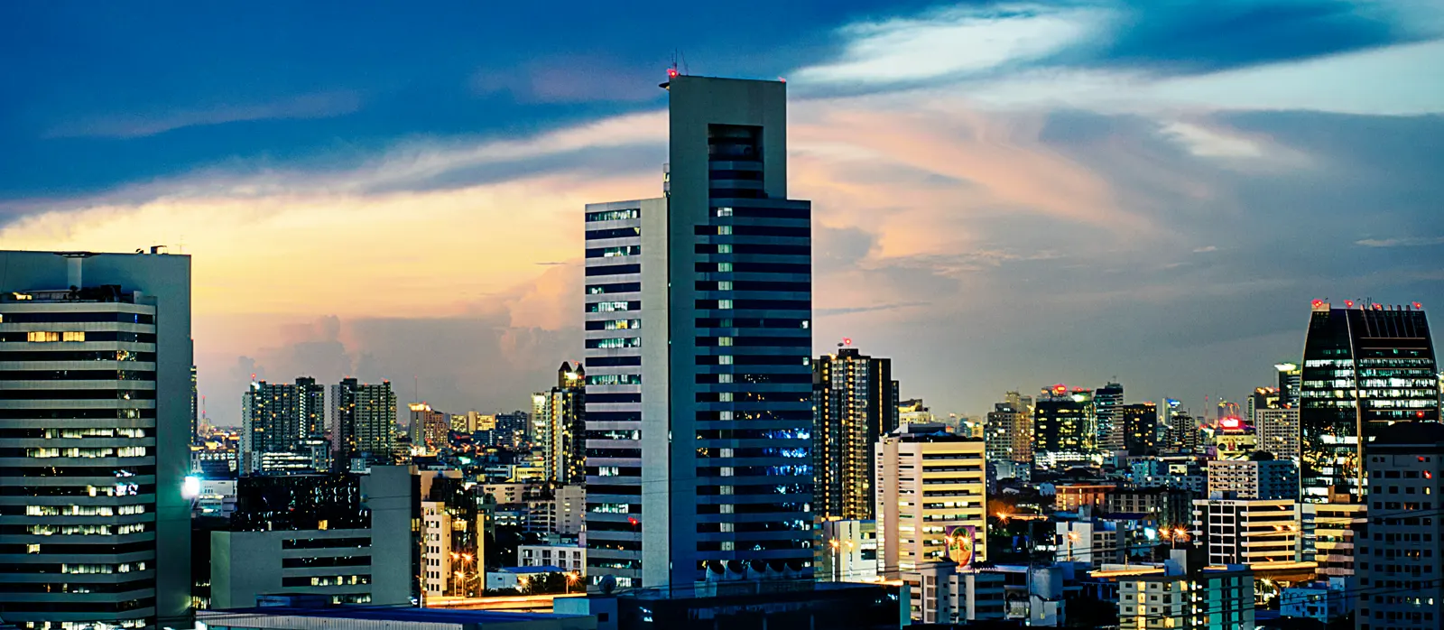 Commercial vs Residential Real Estate Which Is Better for You