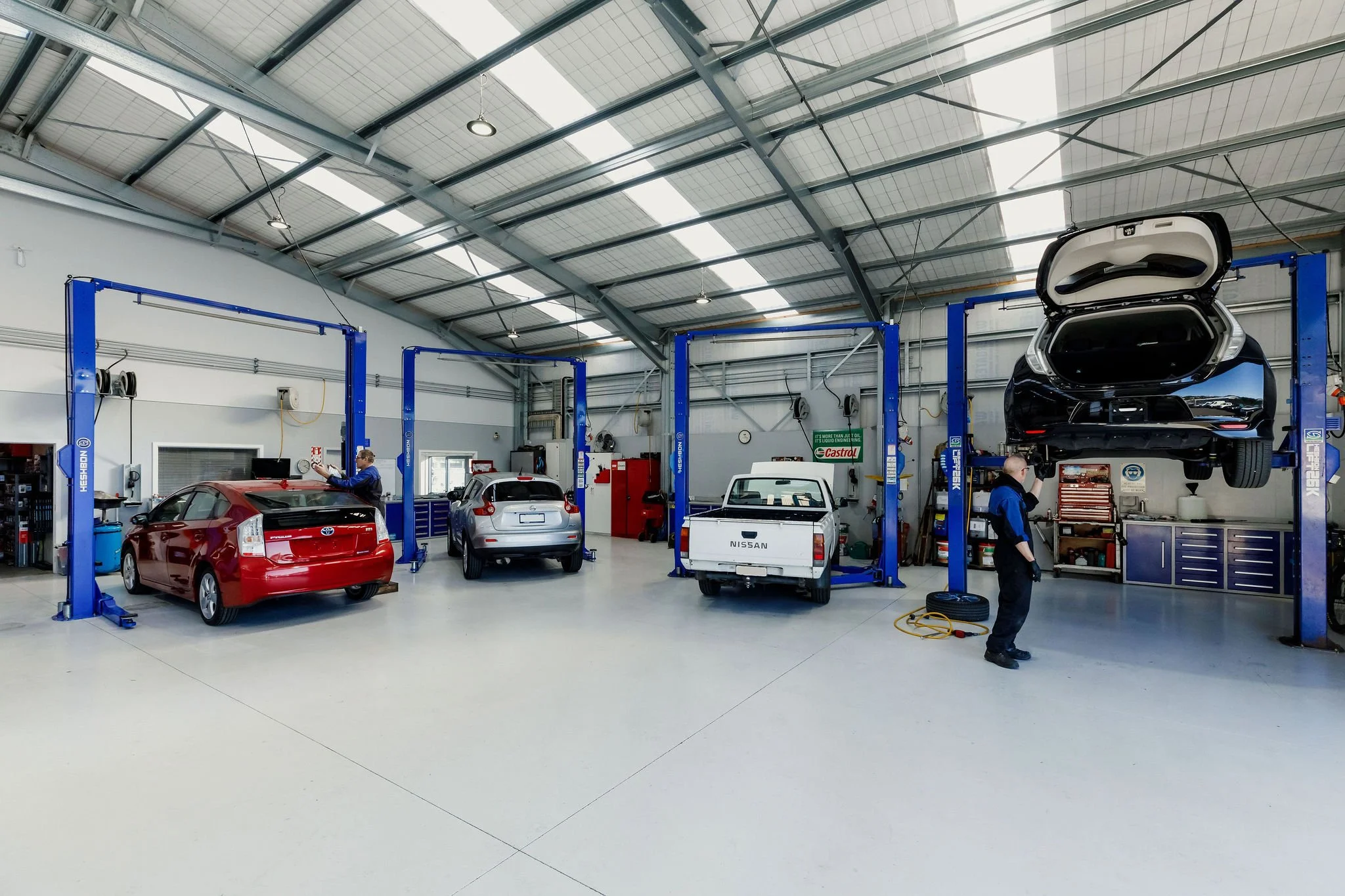 CAR GARAGE FOR SALE