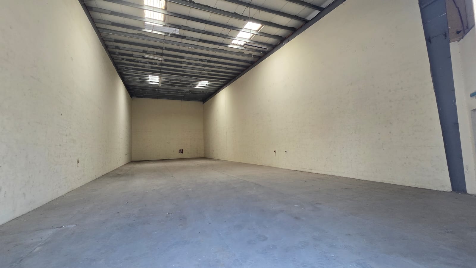 WAREHOUSE