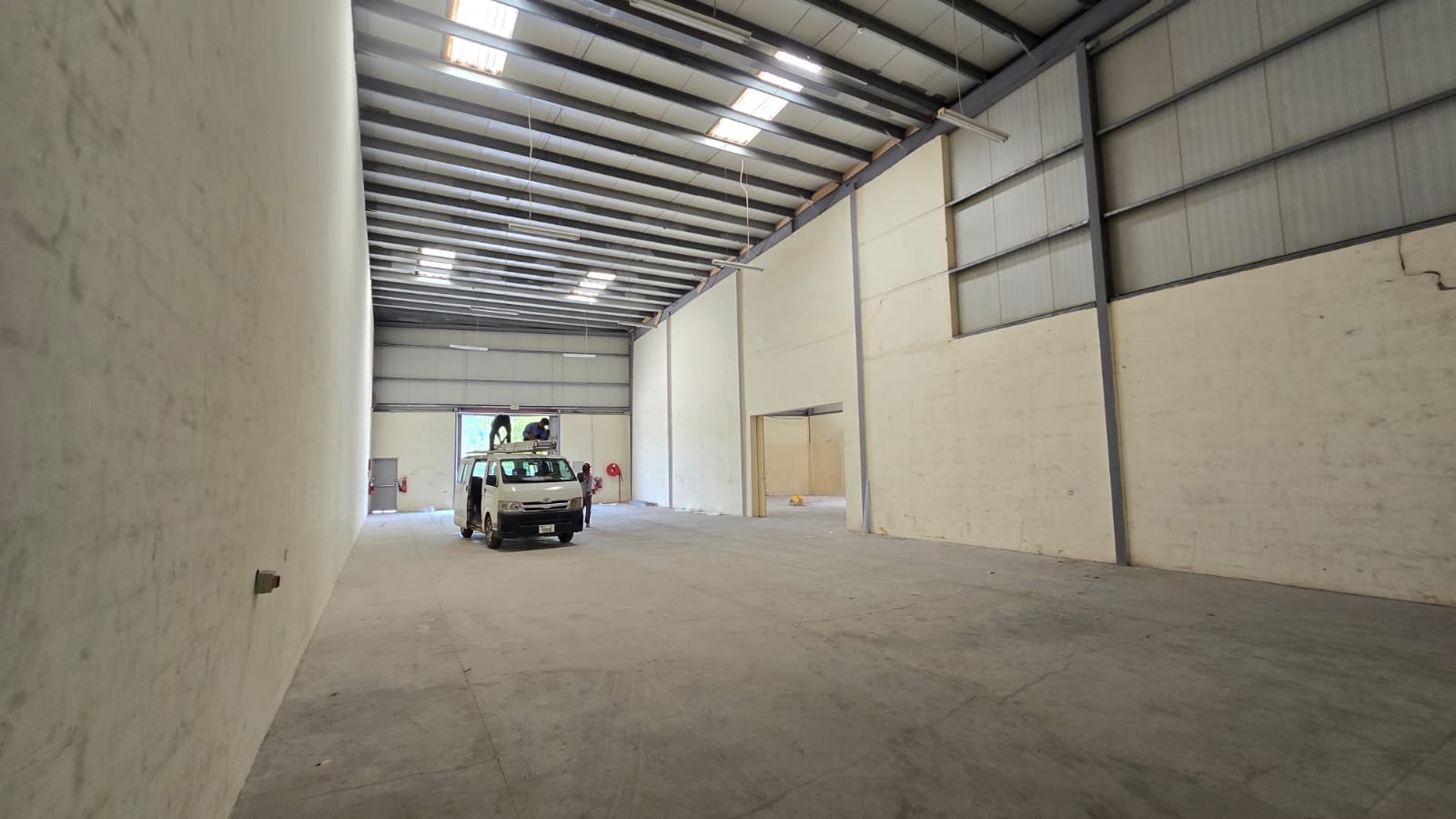 WAREHOUSE
